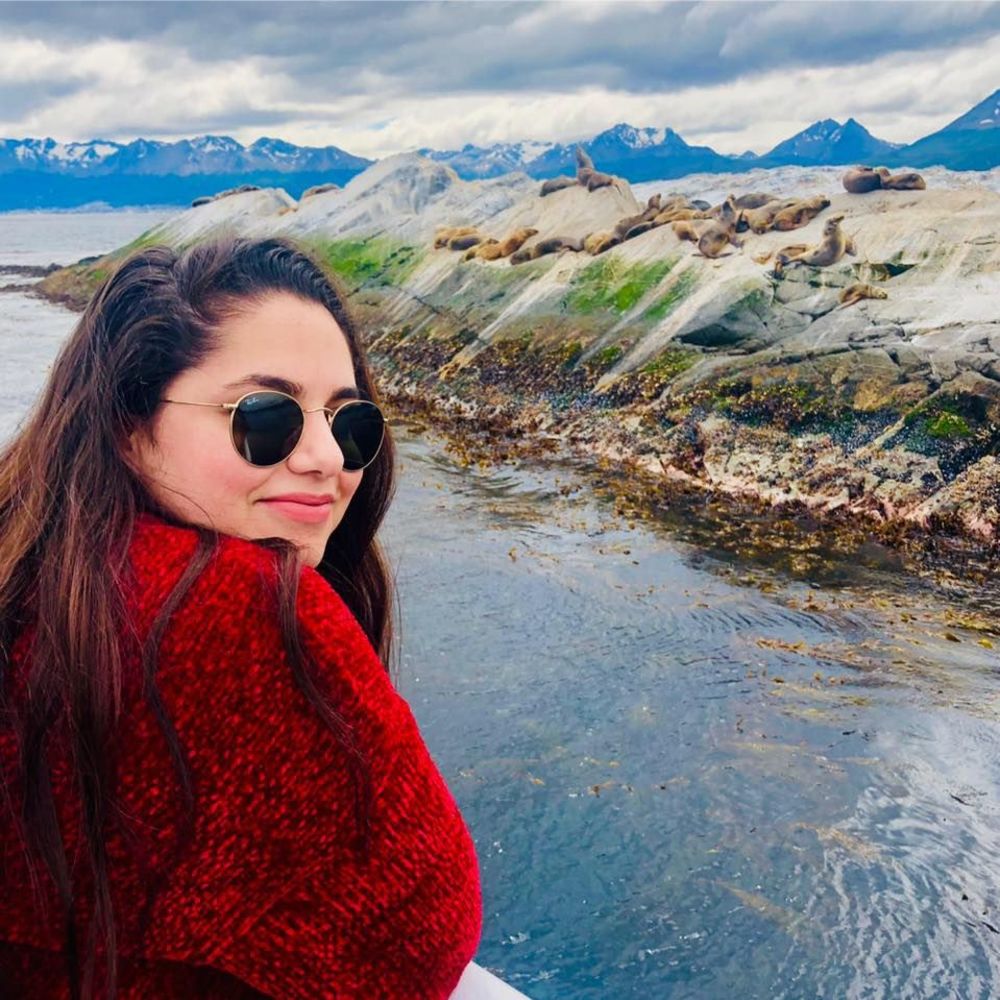 Meet your Posher, Amna